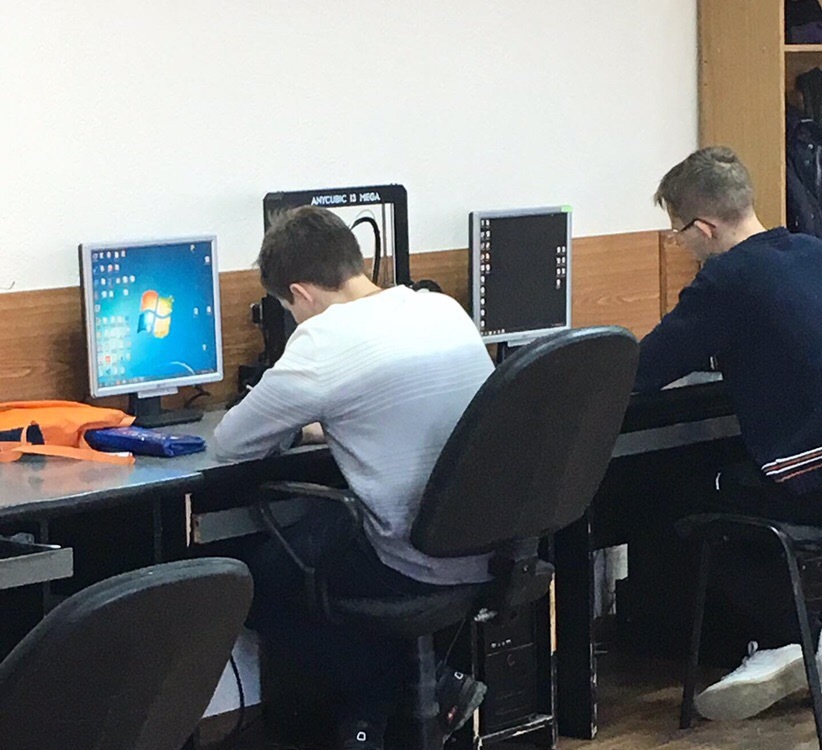 Вакансии информатик. Требуется учитель информатики. Вакансии обучение в Кропоткине. Кропоткин программист техникум Кропоткин программист. Вакансия программист Смоленск