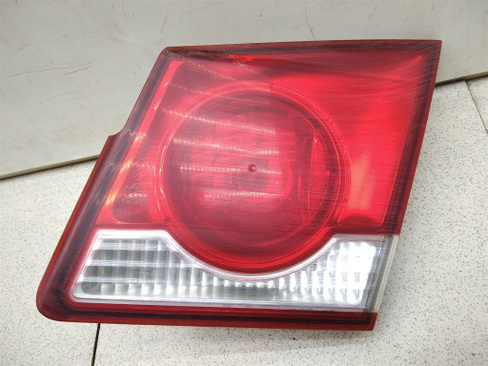 Фонарь задний внутренний правый Chevrolet Cruze (J300) 2008-2015 (УТ000199868) Оригинальный номер 95130773